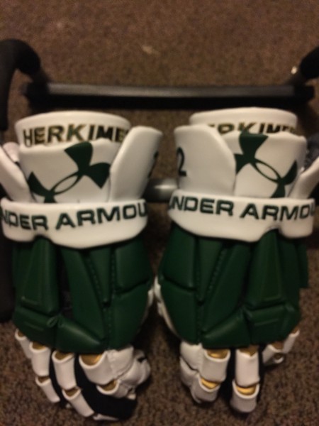 herk Gloves 1