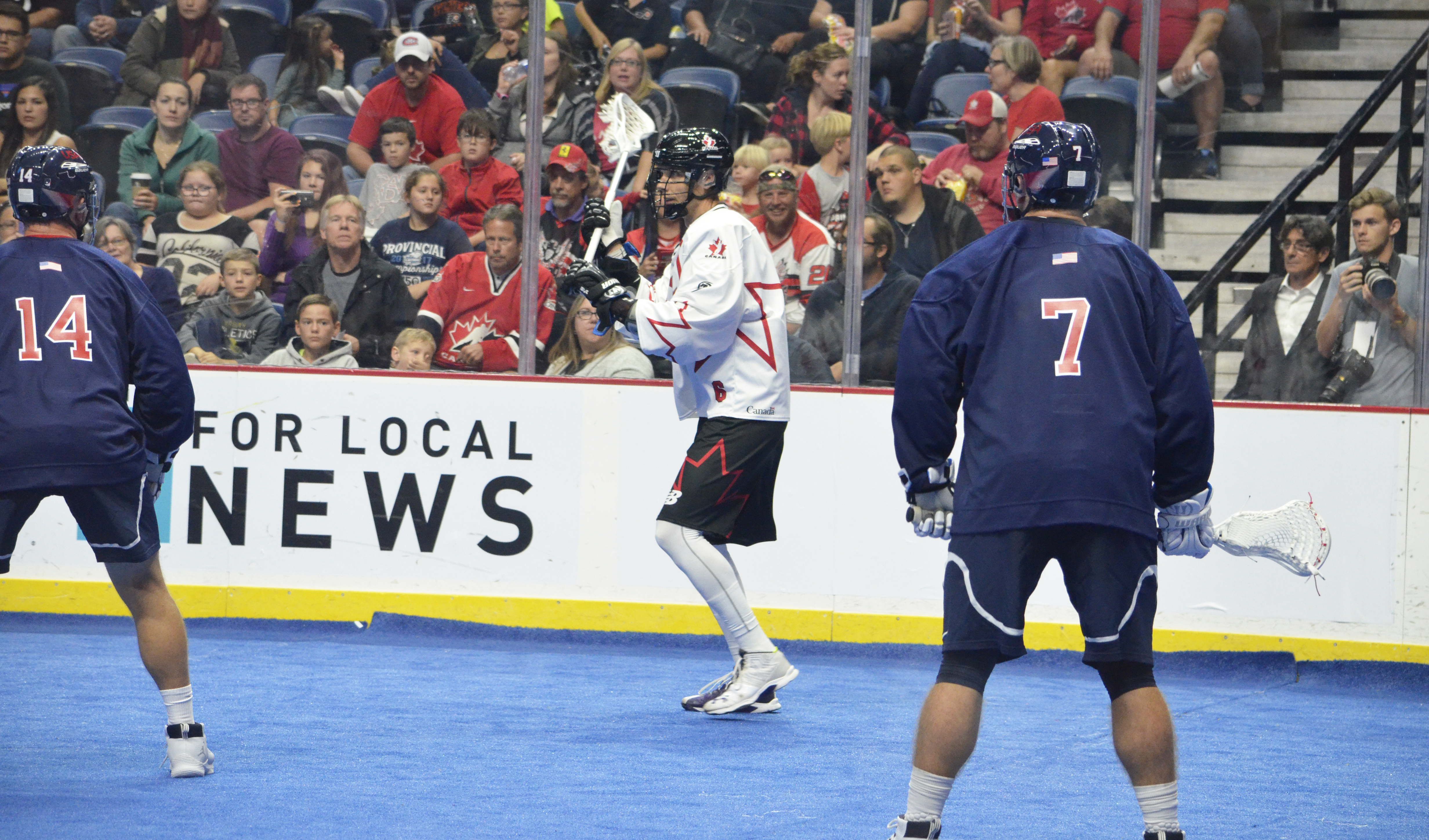 Dan Dawson of Team Canada looks to pass during the 2017 Heritage Cup in Hamilton, Ont. (Photo credit: Anna Taylor)